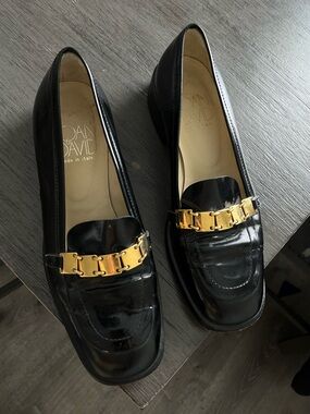 Joan & David Italy capsule Patent Loafers with Gold Accent old money size 7